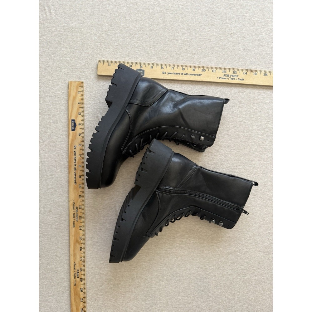 Marist Black Platform Combat Boot Woman's Size 8.5